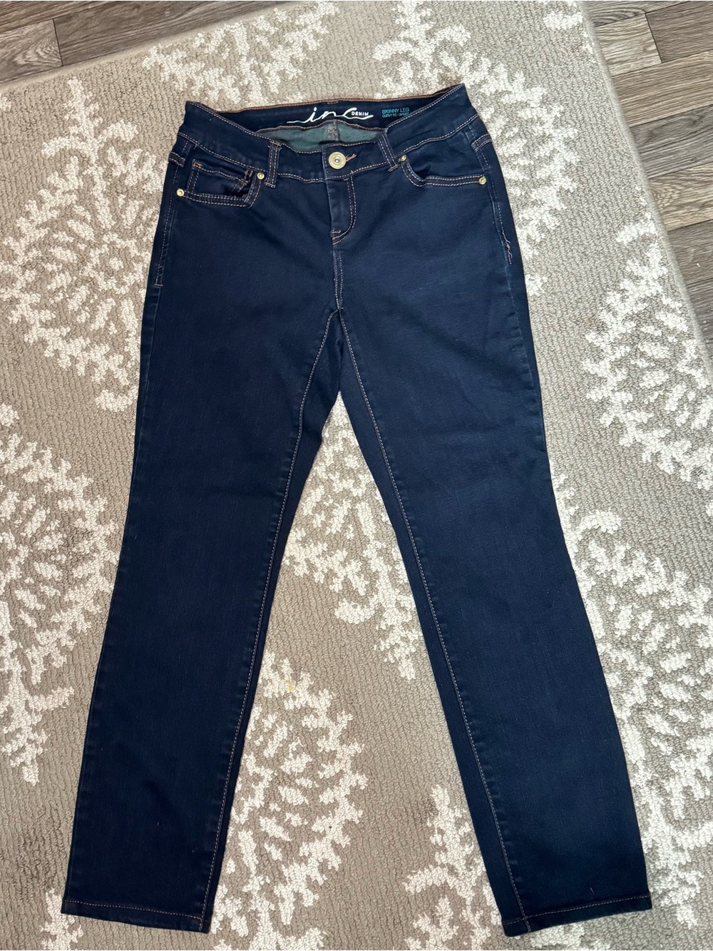 INC Denim Skinny Jeans size 2 Short Dark wash Stretch Jeans